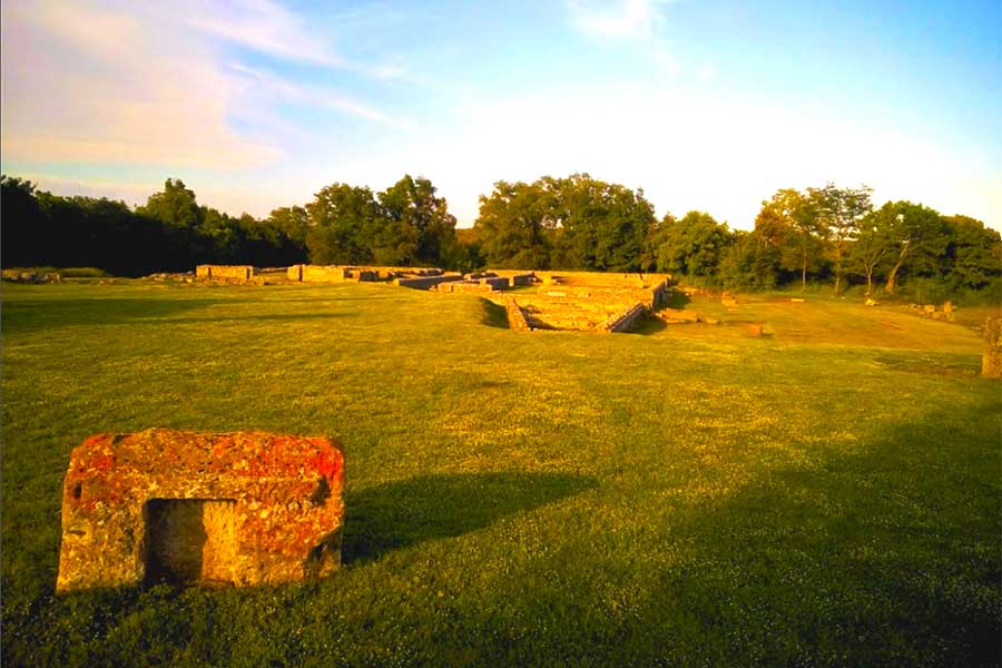 archäologischer Standort Nezakcij - Vizače
