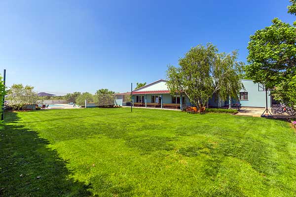 Eine günstige Unterkunft in Istrien (Pula) mit den Dienstleistungen der hohen Klasse